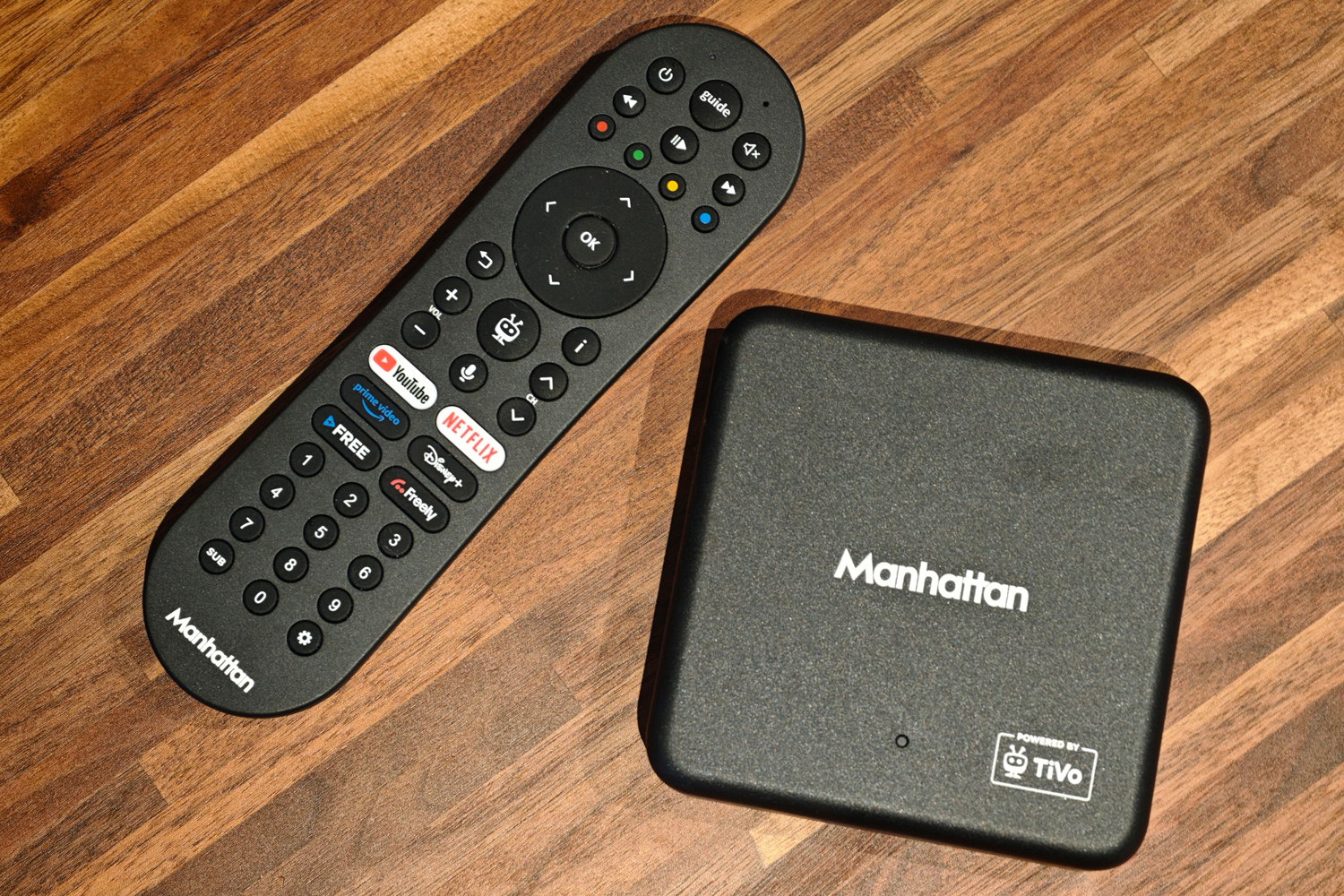 Manhattan Aero 4K TV Streamer with Freely review design
