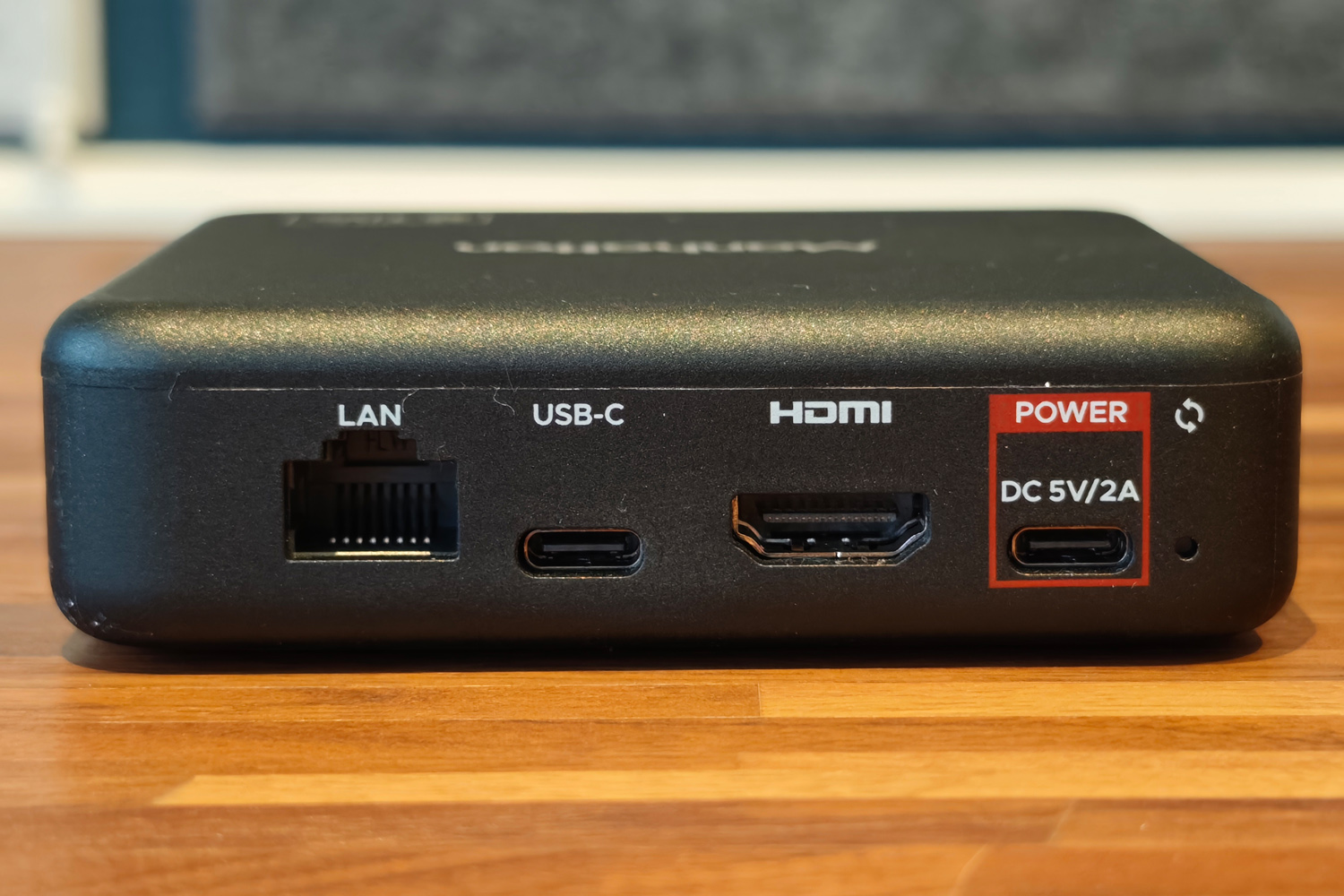 Manhattan Aero 4K TV Streamer with Freely review ports