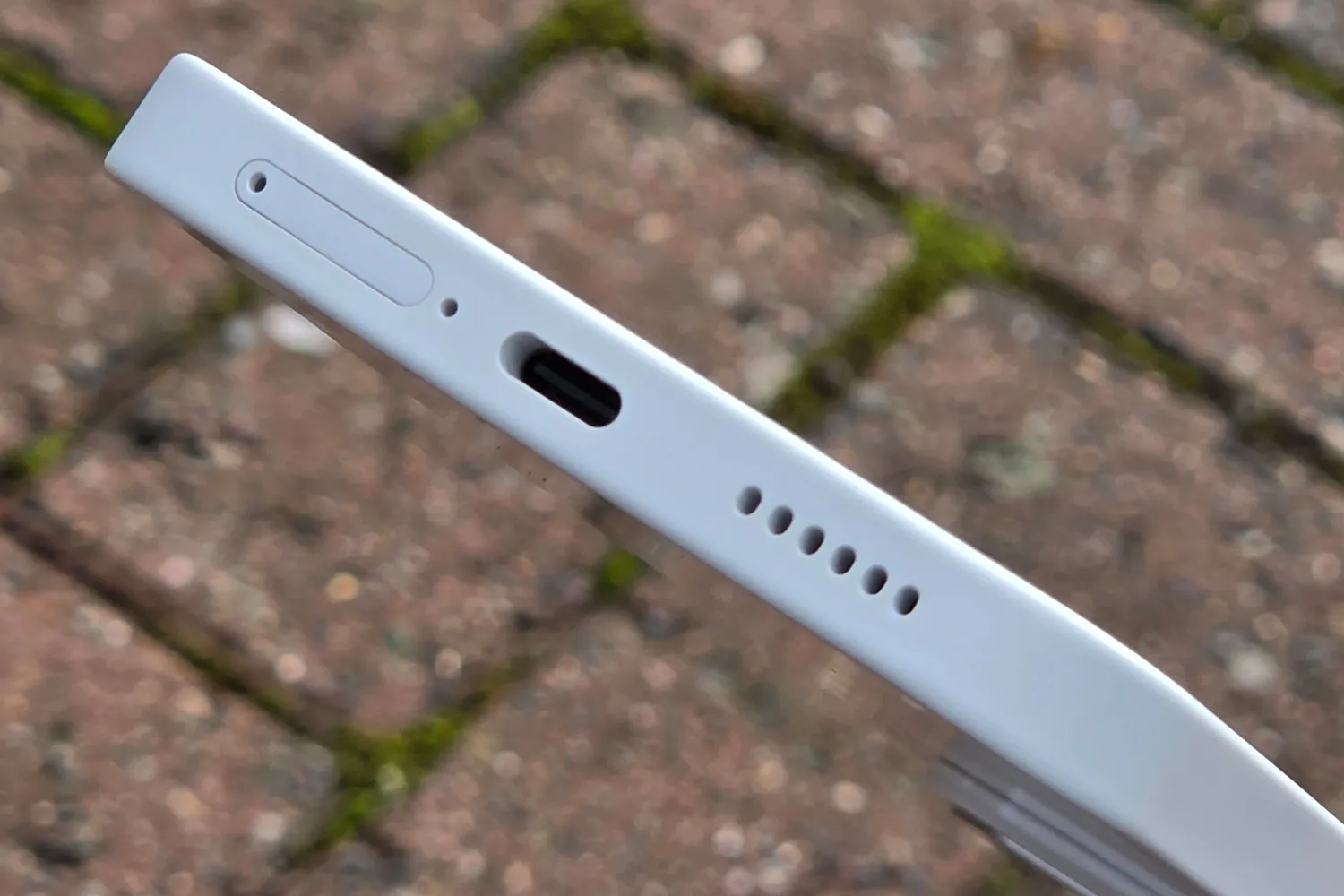 Nothing Phone 4a review USB