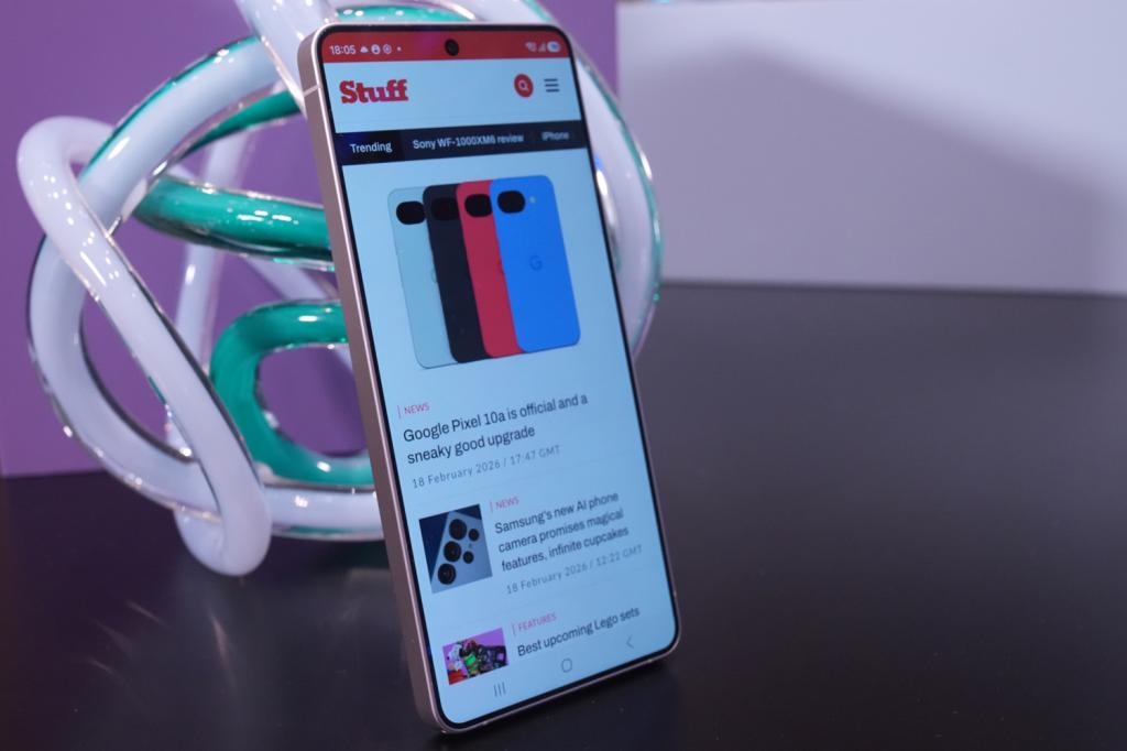 Samsung Galaxy S26 Ultra hands-on Stuff website