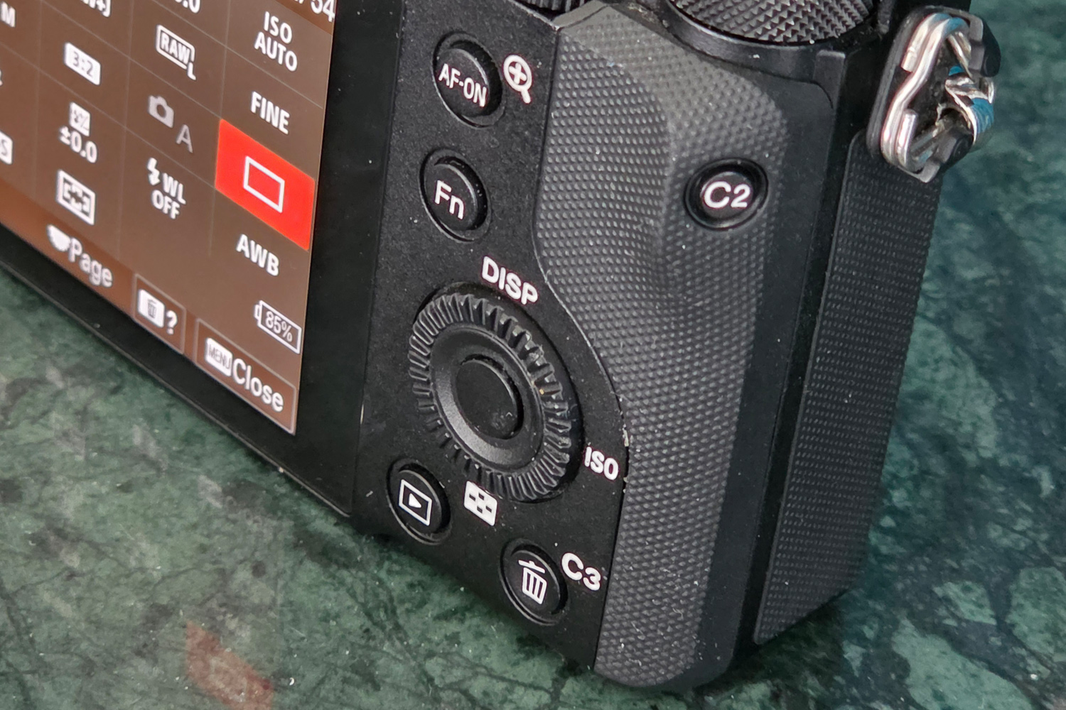 Sony RX1R III review buttons
