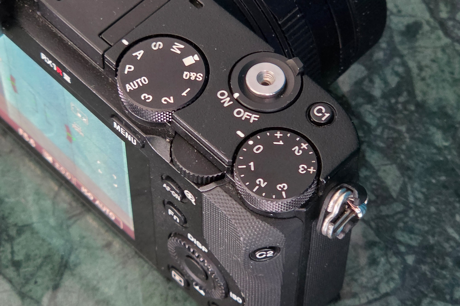 Sony RX1R III review dials