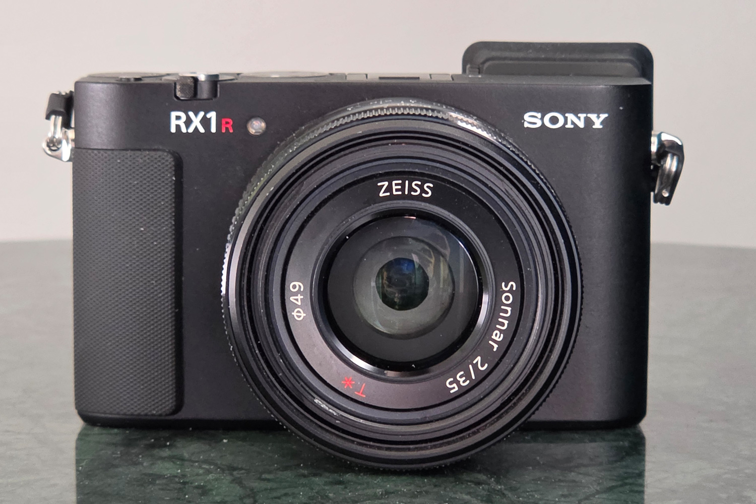 Sony RX1R III review front