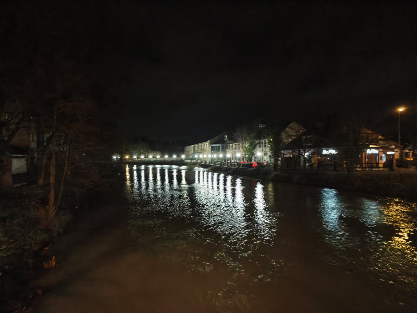 Xiaomi 17 camera samples low light river ultrawide