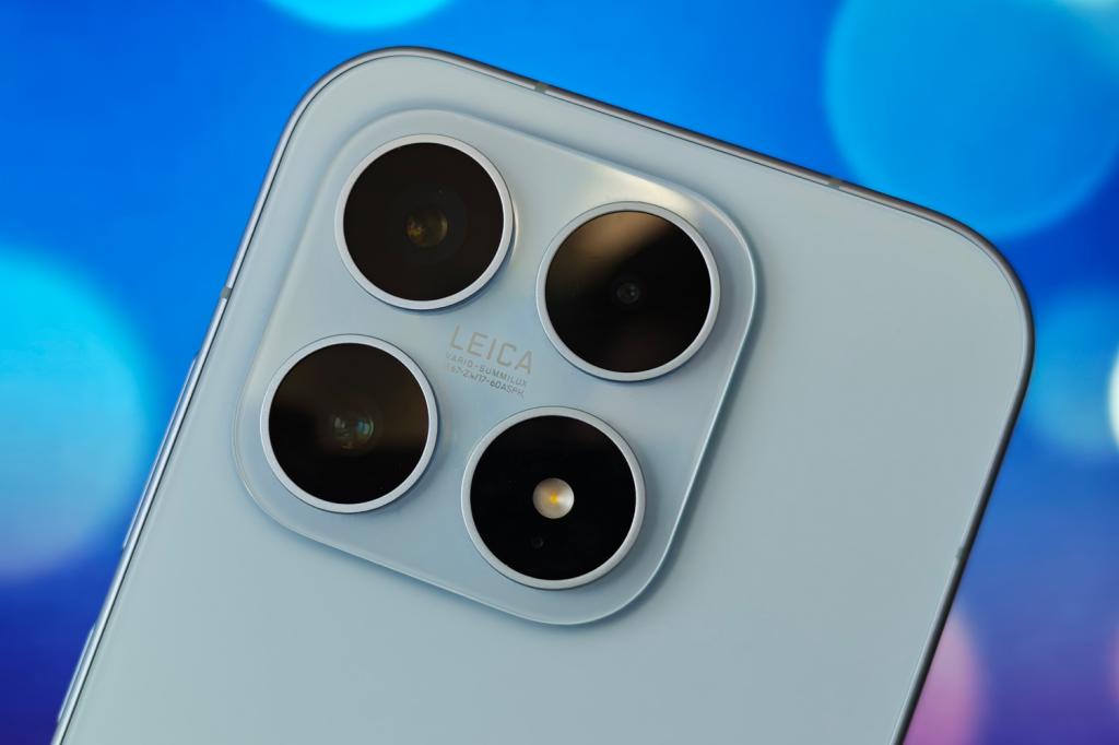 Xiaomi 17 review rear cameras