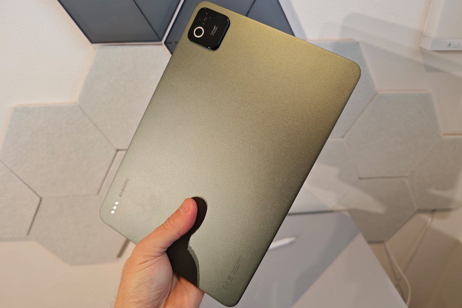 Xiaomi Pad 8 review in hand rear