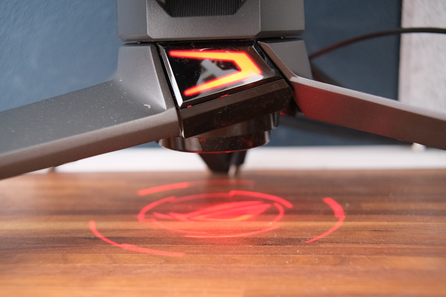 Asus ROG Swift PG34CWDN review downlight