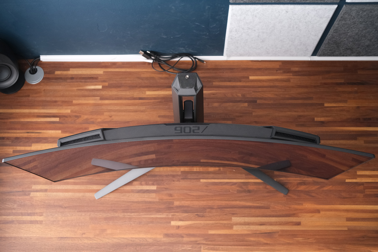 Asus ROG Swift PG34CWDN review top