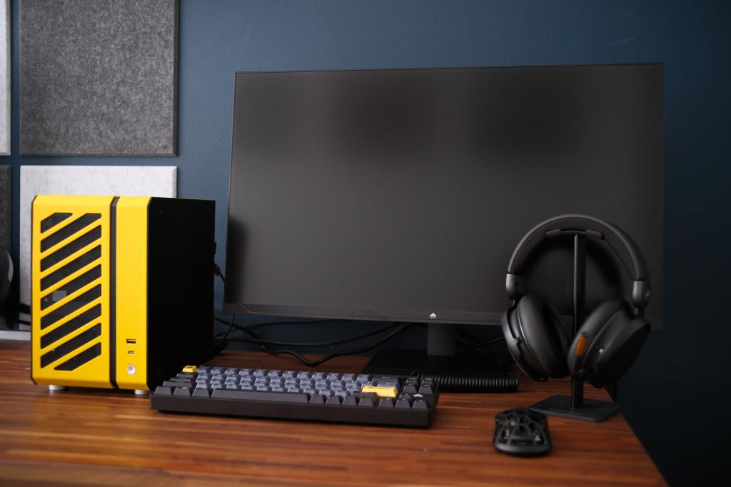 Chillblast Cryo Core SFF gaming PC review peripherals