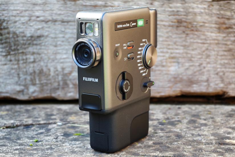 Fujifilm Instax Mini Evo Cinema review: a fun but basic reimagining of a home movie hero