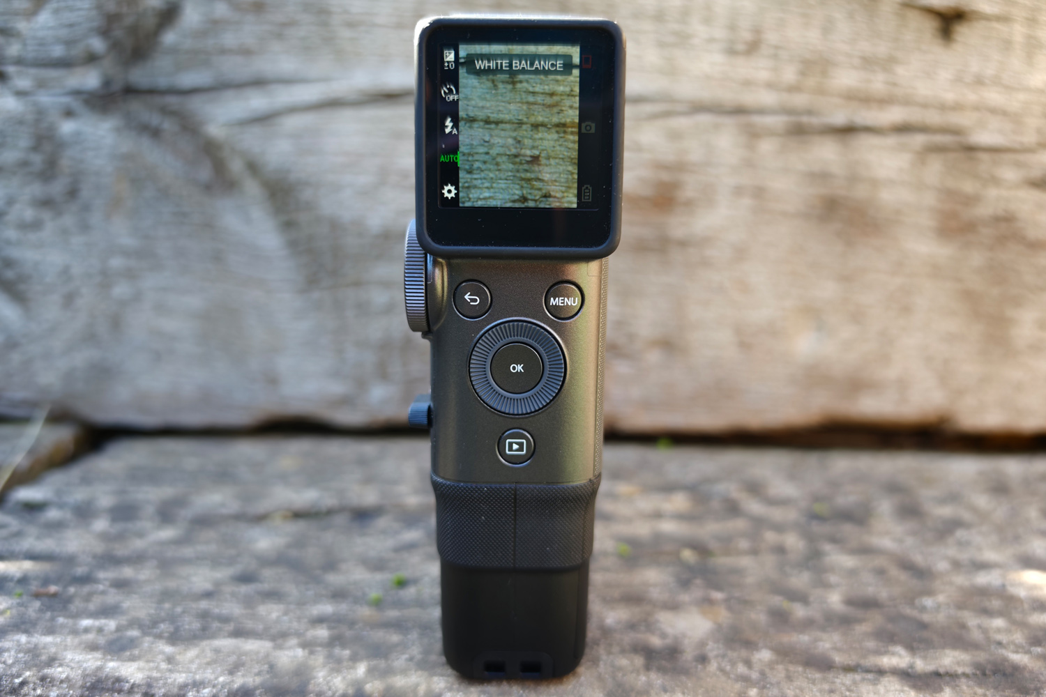 Fujifilm Instax Mini Evo Cinema review rear