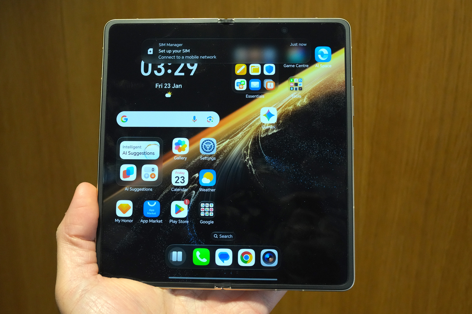 Honor Magic V6 hands on inner homescreen