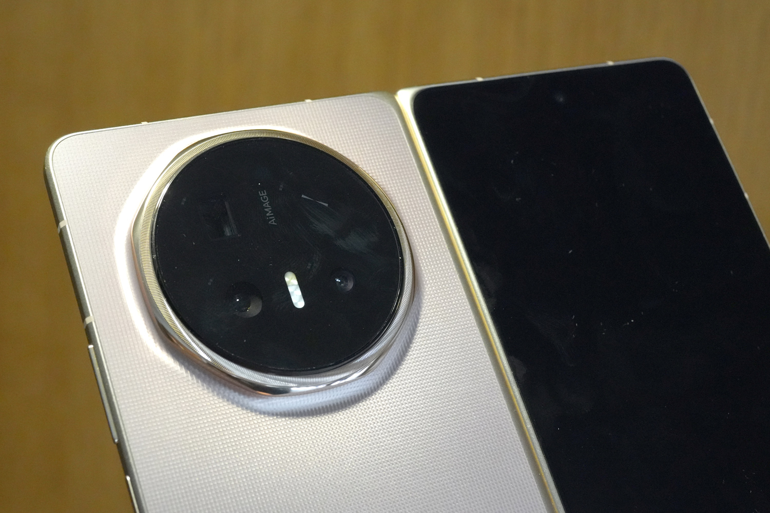 Honor Magic V6 hands on rear cameras