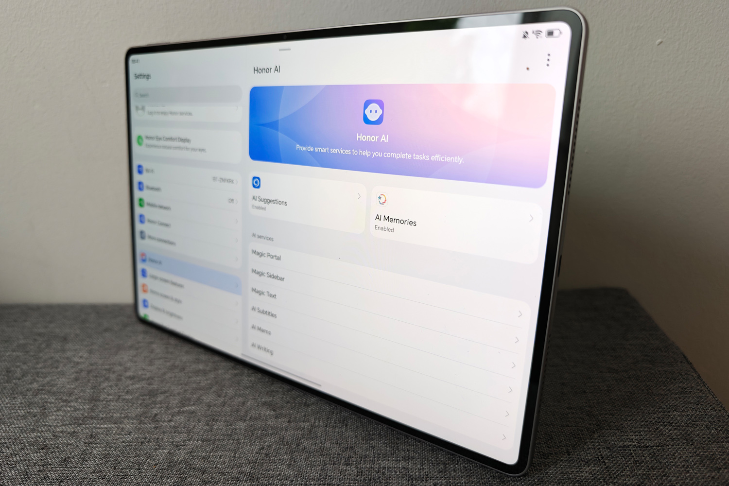Honor MagicPad 4 review Honor AI