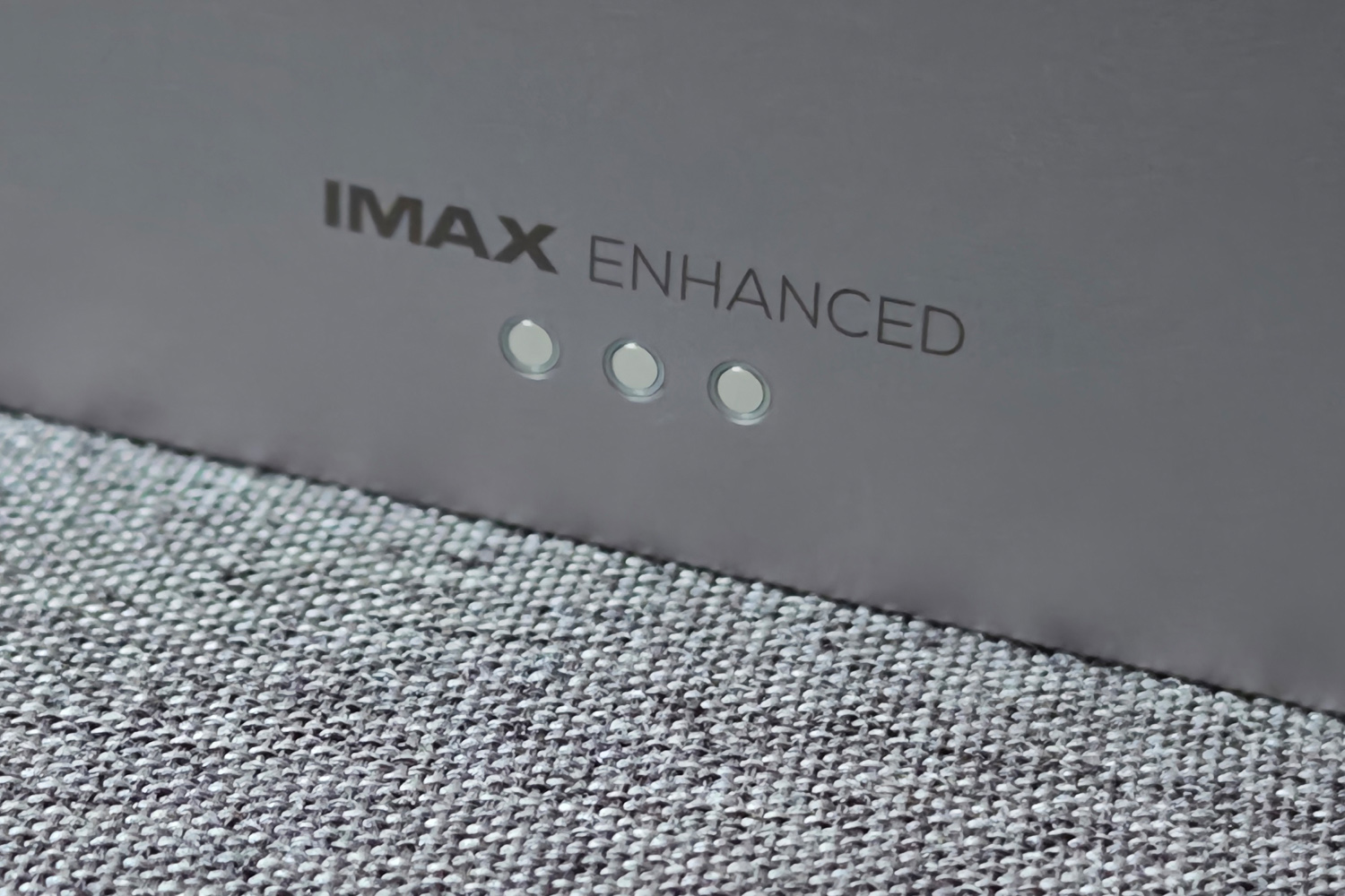 Honor MagicPad 4 review pogo pins
