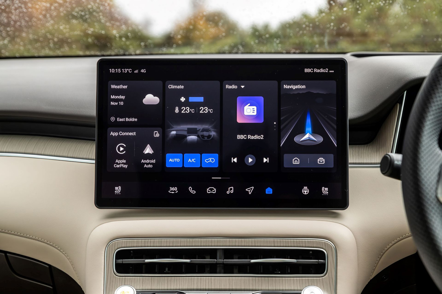 MGS6 EV drive infotainment