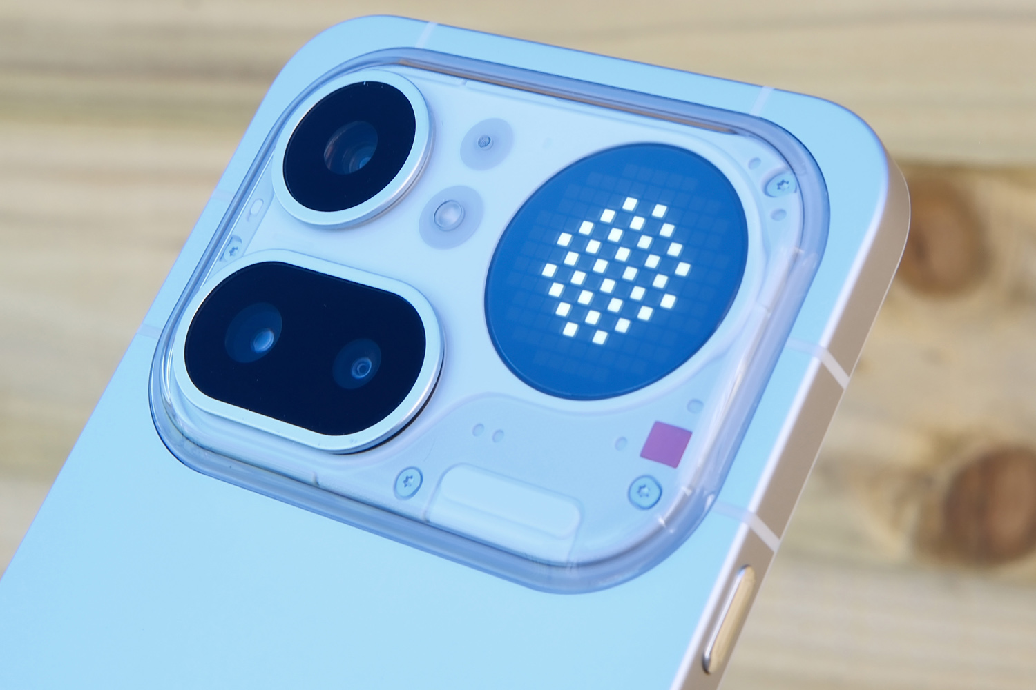 Nothing Phone 4a Pro review glyph volume