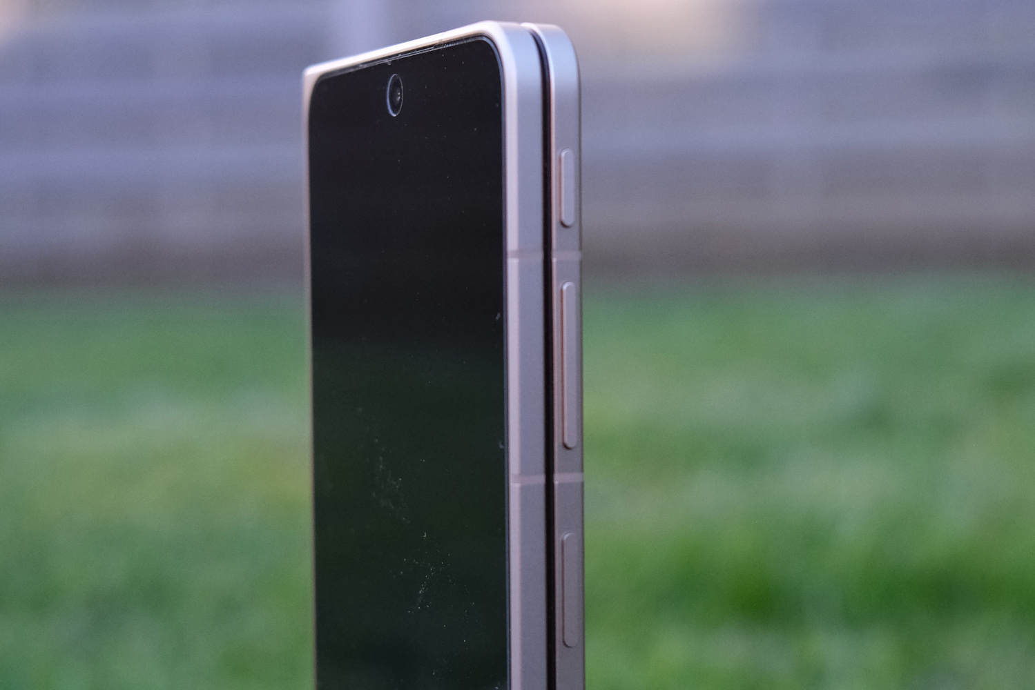 Oppo Find N6 review buttons