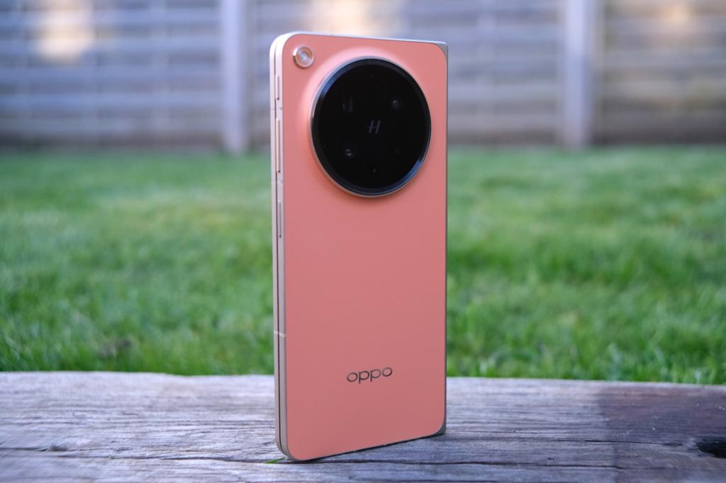 Oppo Find N6 review rear