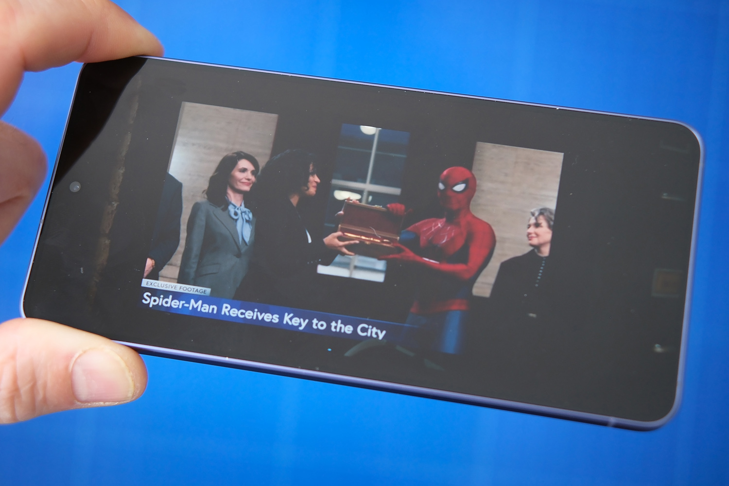 Samsung Galaxy S26 review display 2