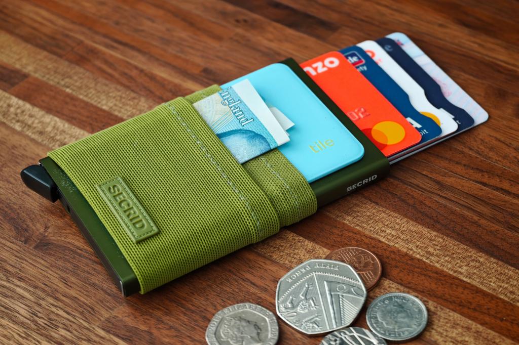 Secrid Flexwallet