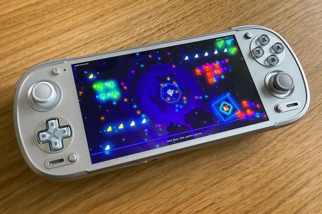 Retroid Pocket 6 running Windows game DRM