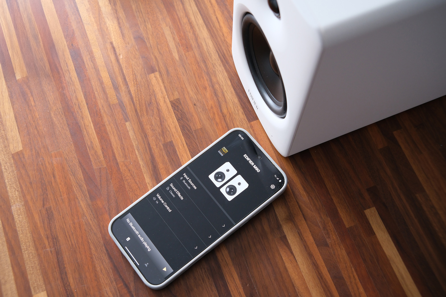 Edifier M90 review companion app