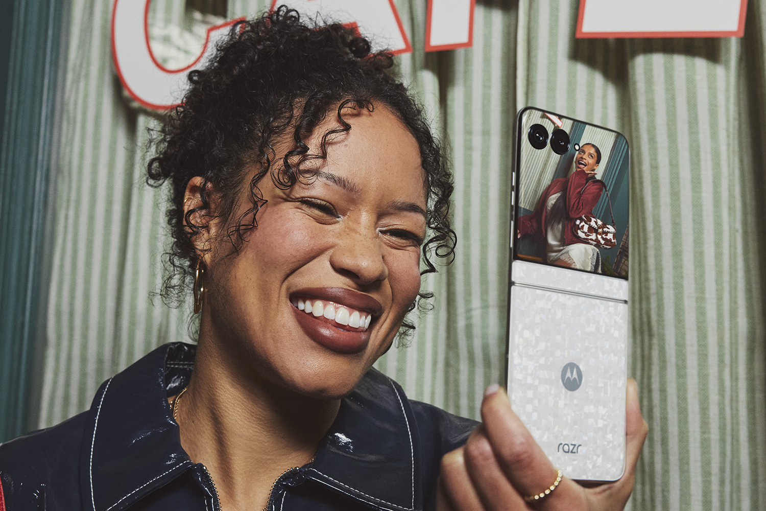 Motorola Razr 70 lifestyle images holding
