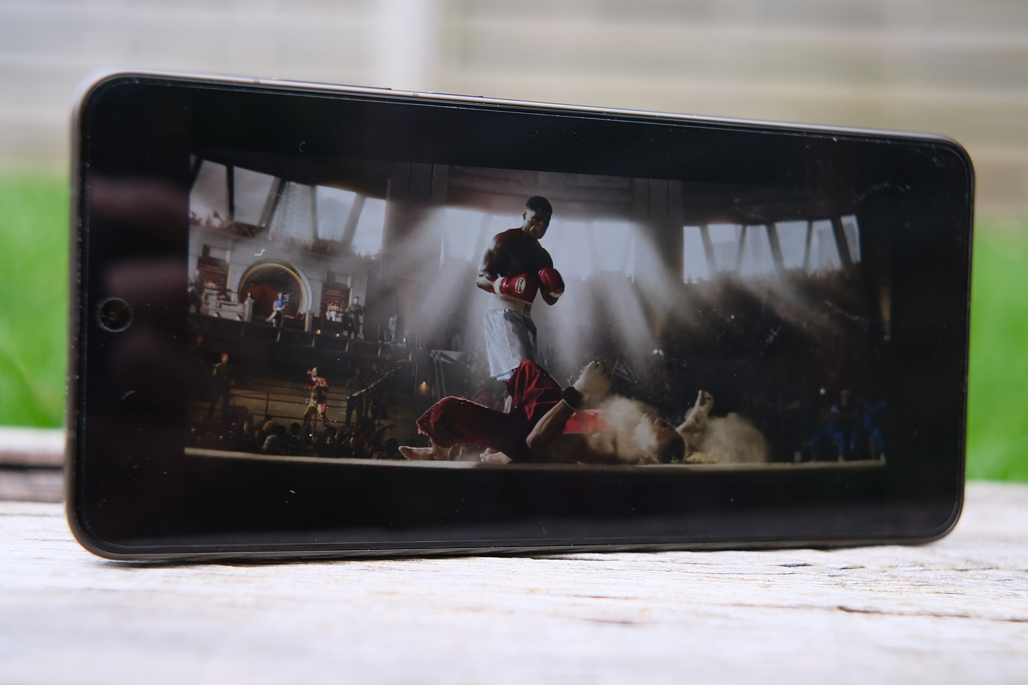 Oppo Find X9 Ultra review display 1