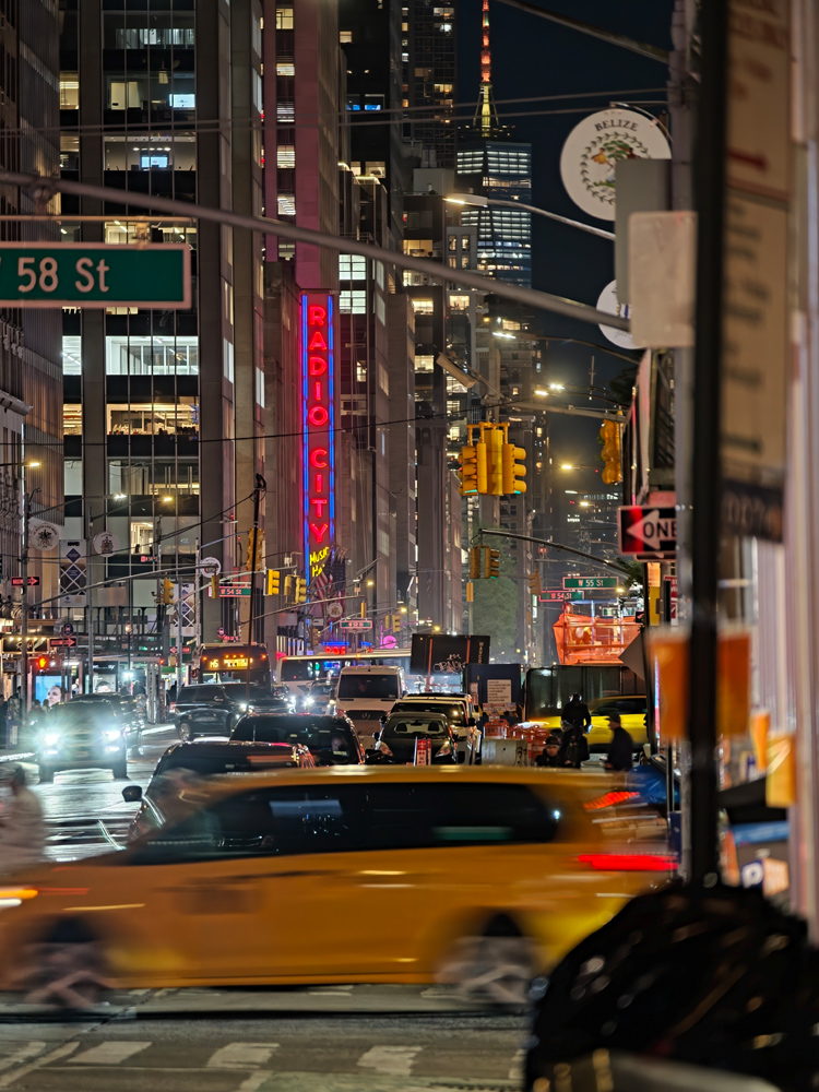 Oppo Hasselblad lens extender camera samples radio city
