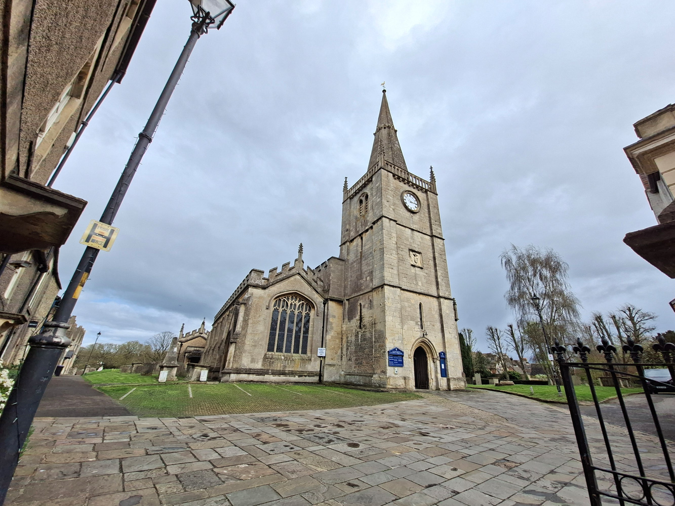 Samsung Galaxy A57 camera samples church ultrawide