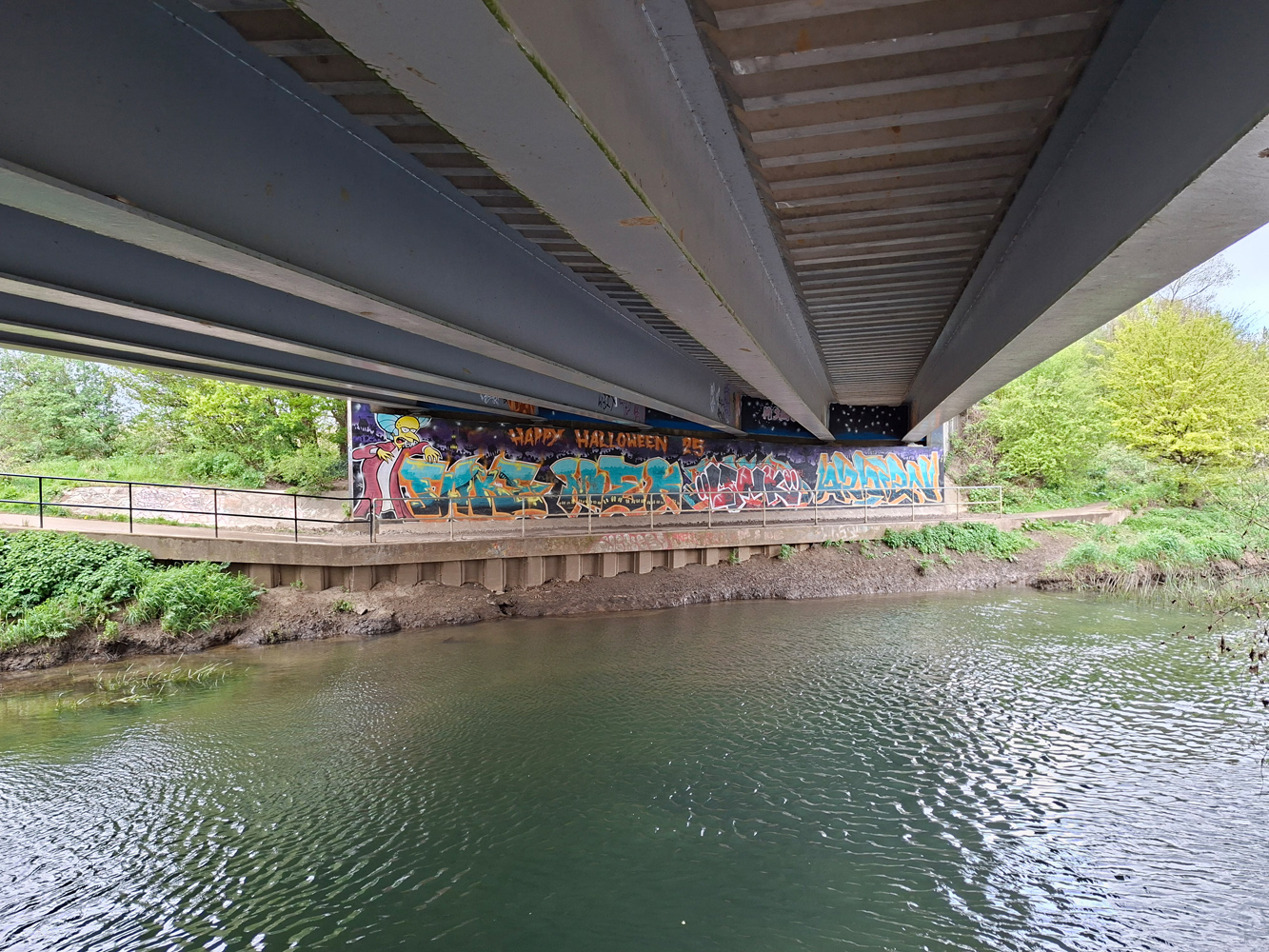 Samsung Galaxy A57 camera samples graffiti