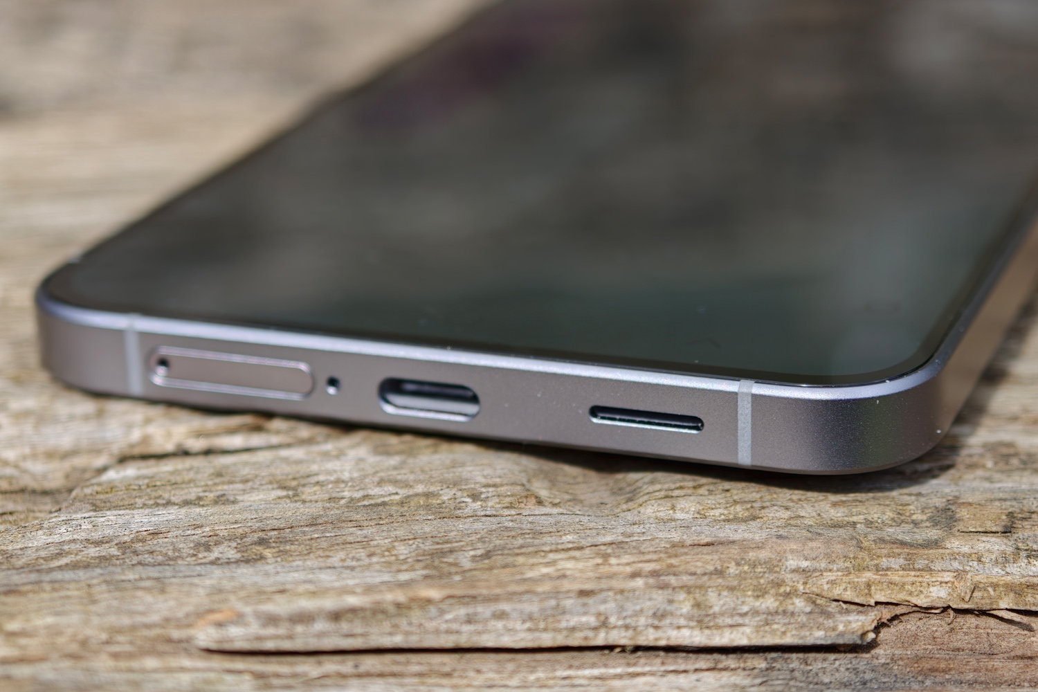 Samsung Galaxy A57 review speaker