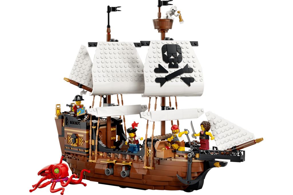 Lego pirate ship