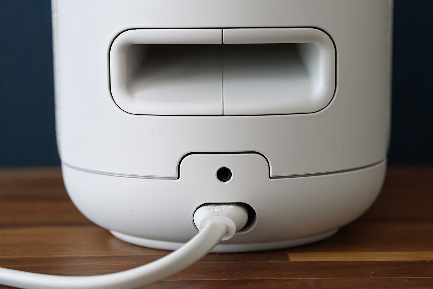 Bose Lifestyle Ultra Speaker review bass port