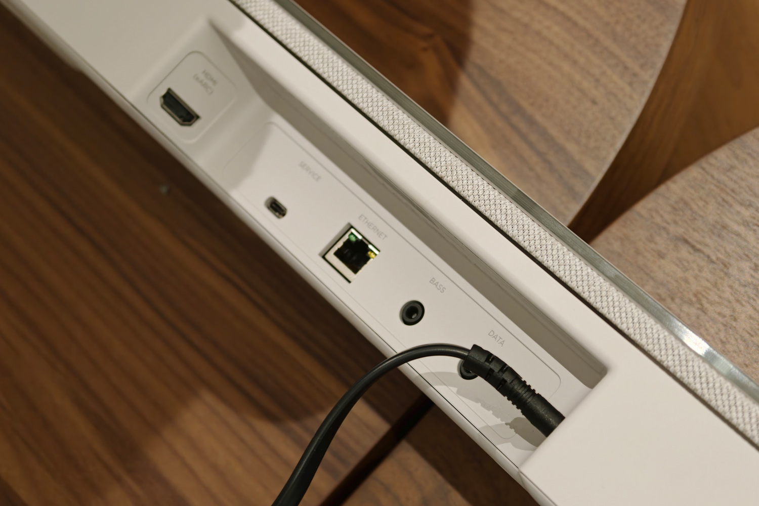 Bose Lifestyle Ultra Soundbar connectivity