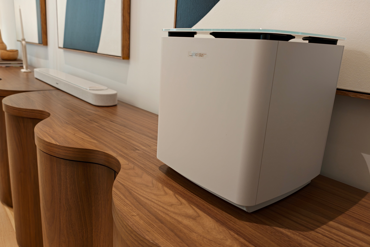 Bose Lifestyle Ultra Soundbar with subwoofer