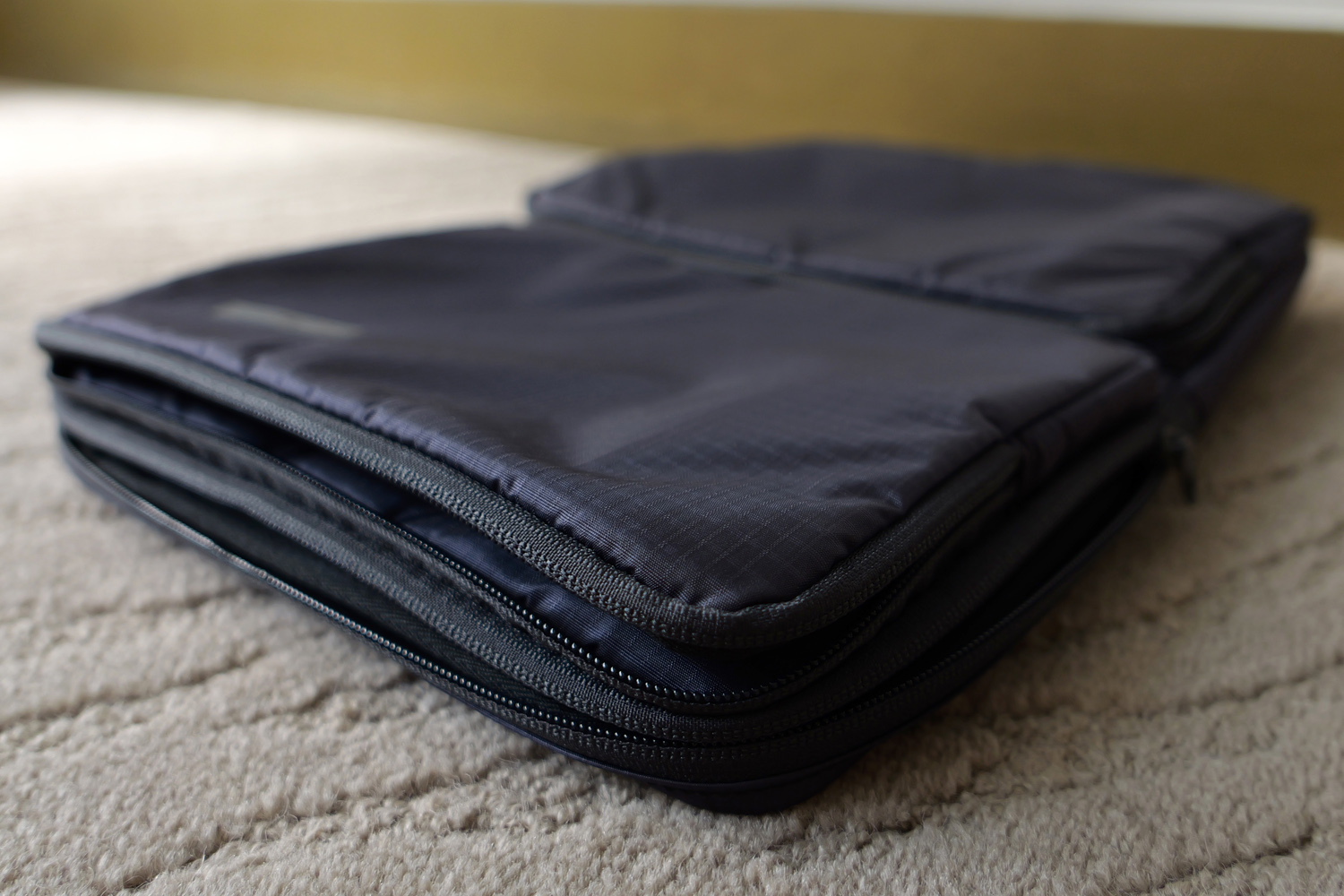 Emigre Hardcase carry-on laptop sleeve compartments
