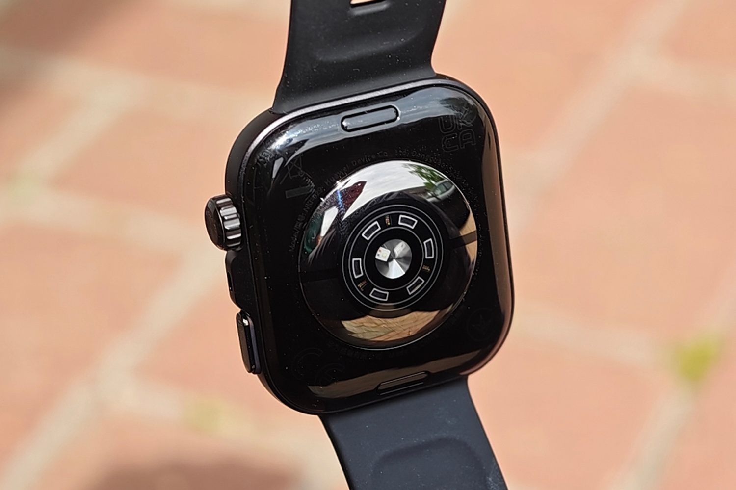 Huawei Watch Fit 5 Pro review sensors