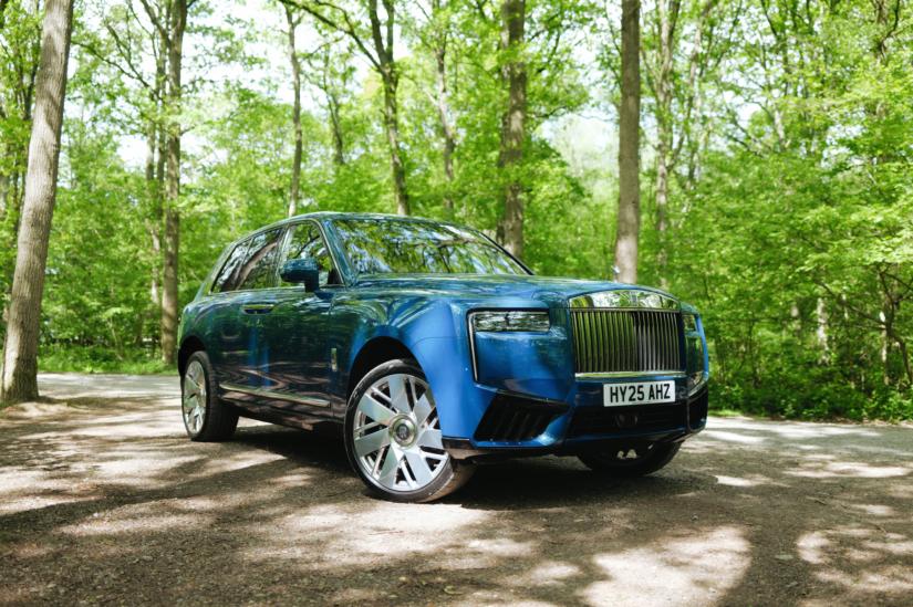 I tracked my stress levels when driving a Rolls-Royce Cullinan, and the results were very surprising