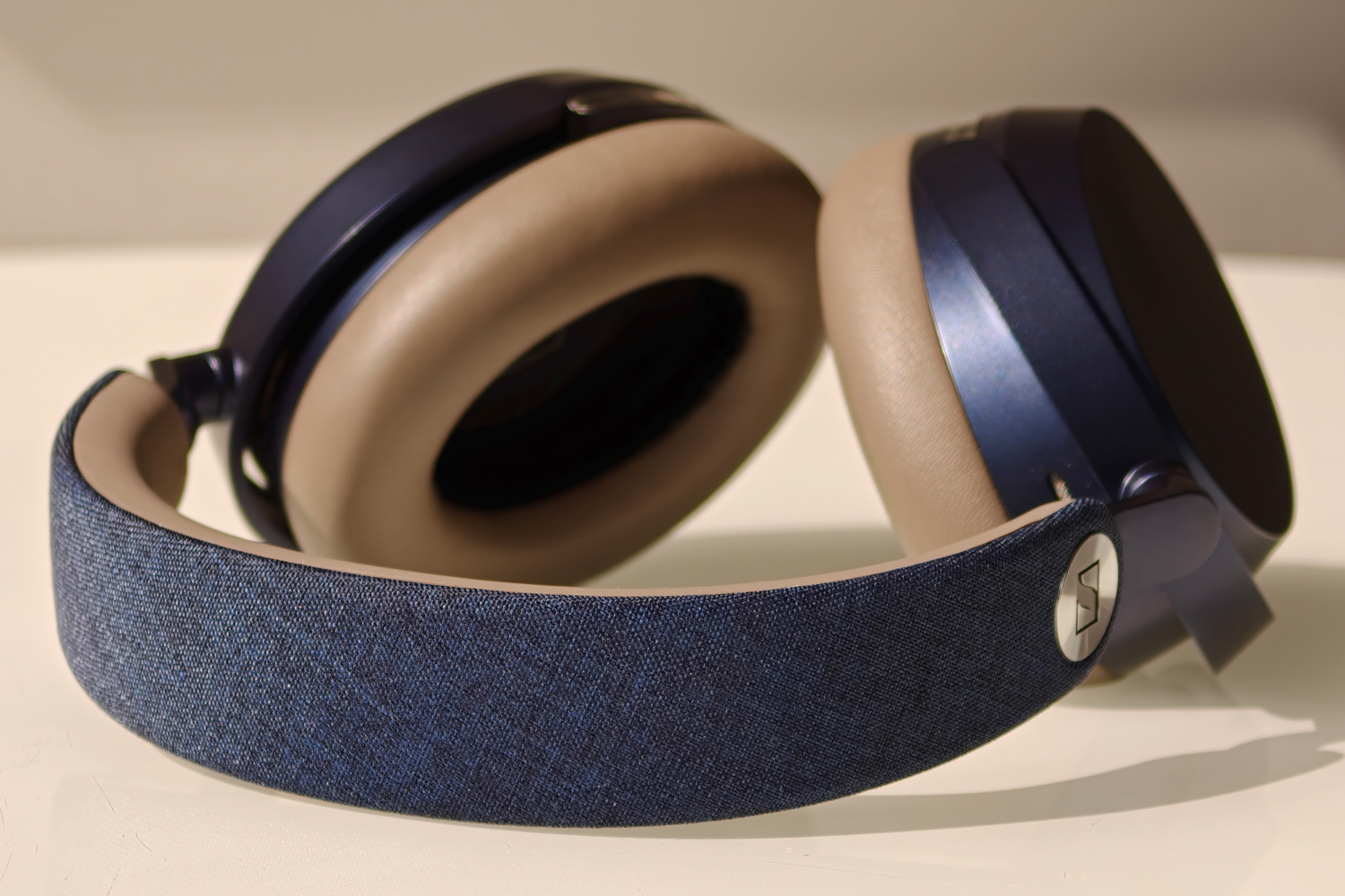 Sennheiser Momentum 5 Wireless review headband