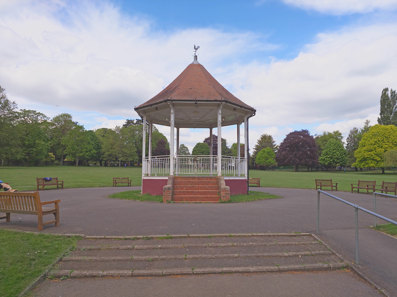 Sony Xperia 1 VIII camera samples bandstand filter 3