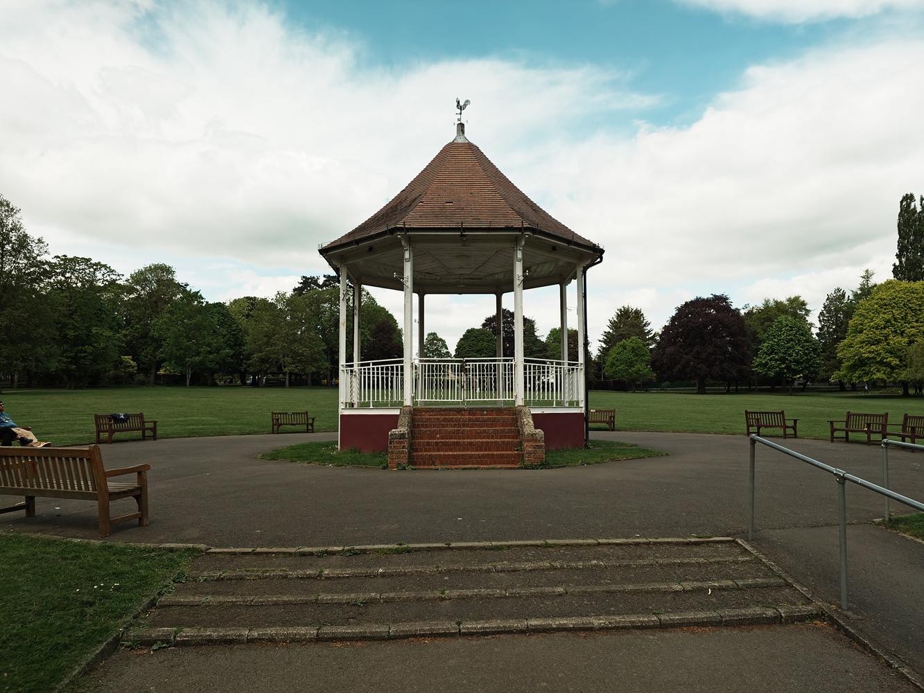 Sony Xperia 1 VIII camera samples bandstand filter 4