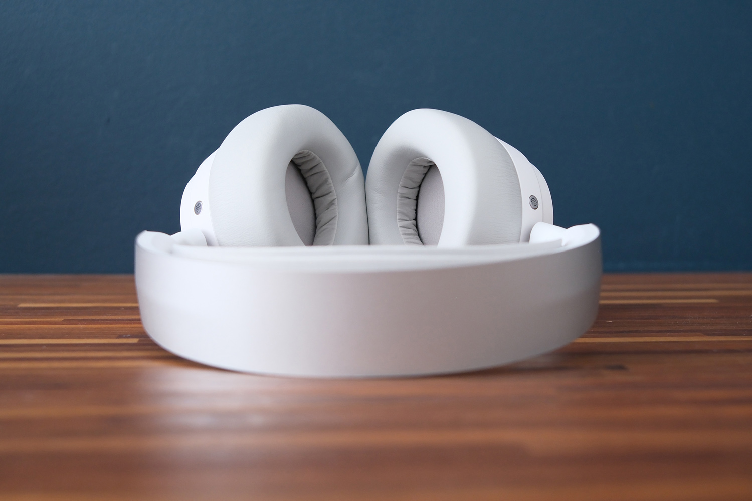 Steelseries Arctis Nova Pro Omni review headband