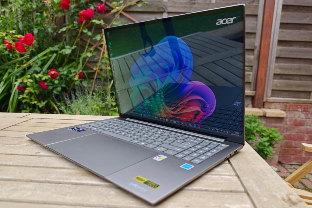 Acer Swift 16 AI 2026 review desktop