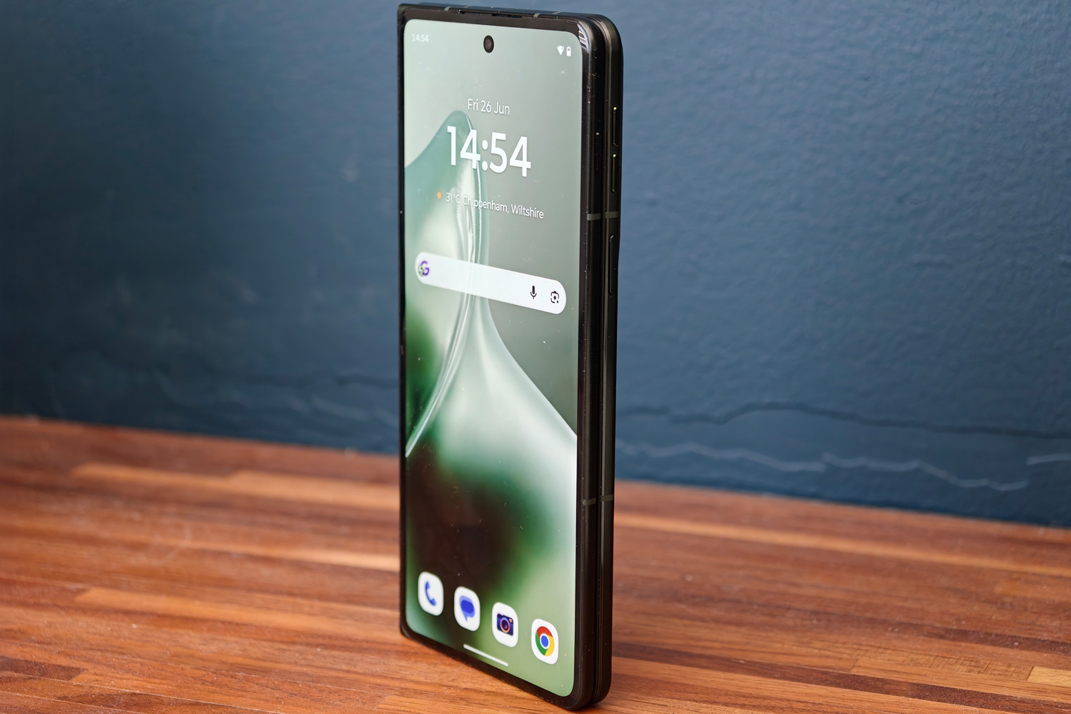 Motorola Razr Fold review angle