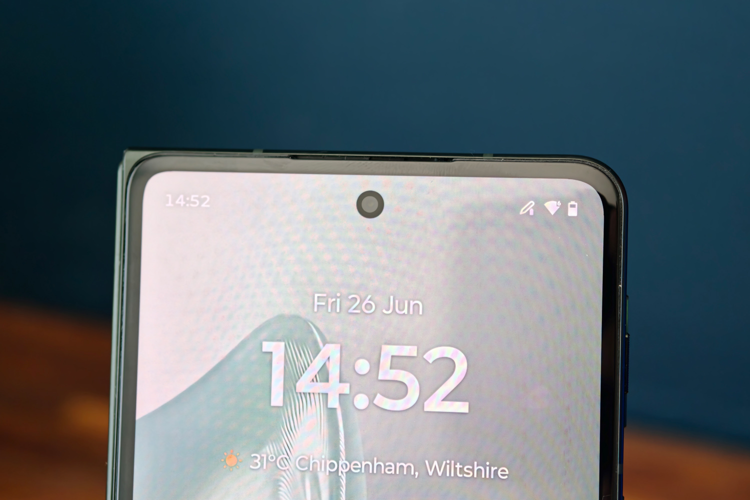 Motorola Razr Fold review camera front