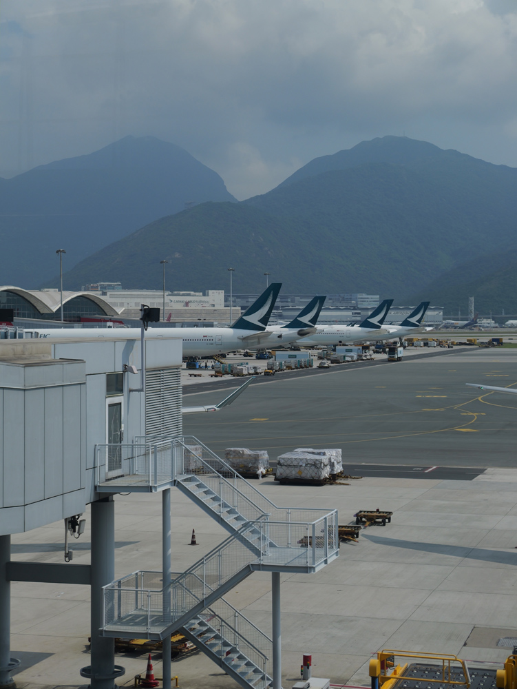 Panasonic Lumix L10 camera samples Cathay Pacific planes
