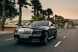 Rolls-Royce updates the Spectre with more range, more power, and the most extraordinary interior