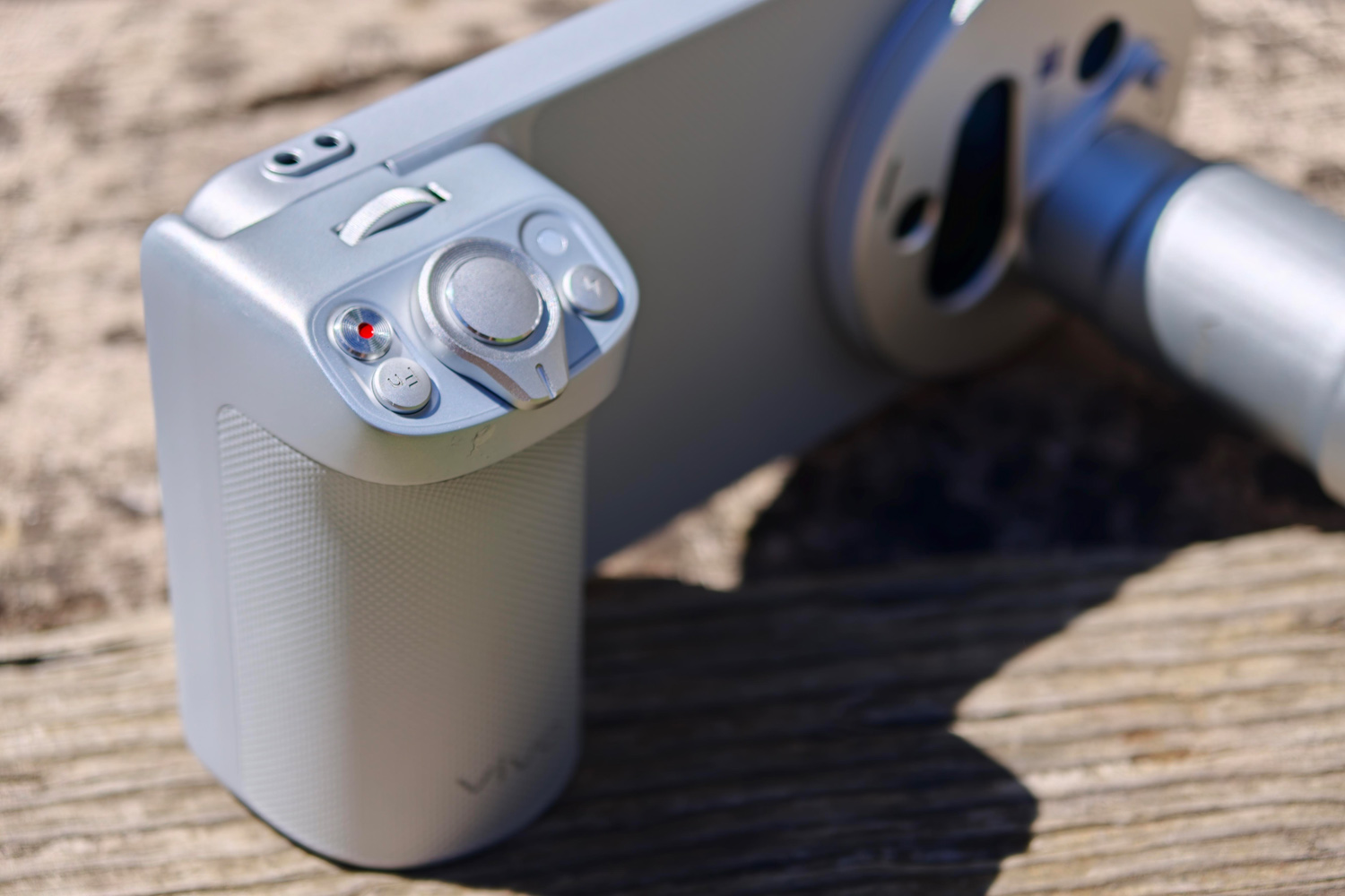 Vivo X300 Ultra review photography kit grip